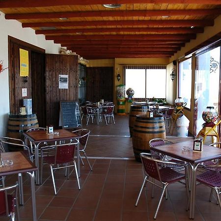 Hotel Rural Los Chaparros Freila Bagian luar foto