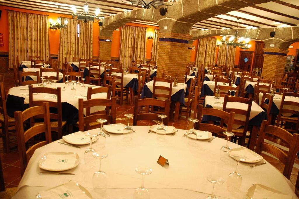 Hotel Rural Los Chaparros Freila Bagian luar foto