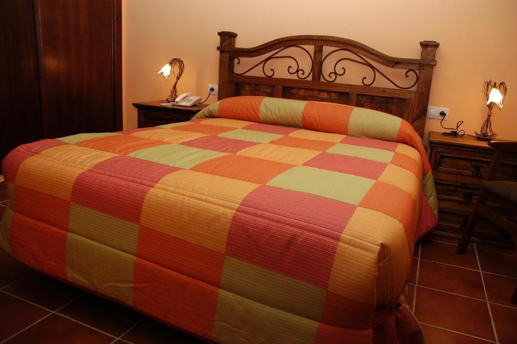 Hotel Rural Los Chaparros Freila Ruang foto