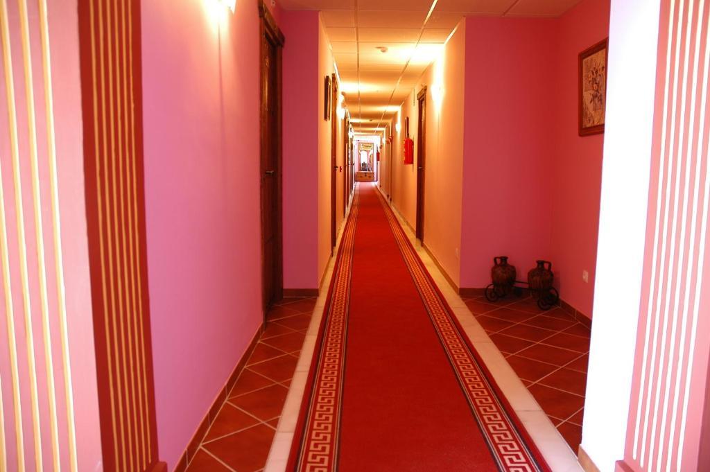 Hotel Rural Los Chaparros Freila Bagian luar foto